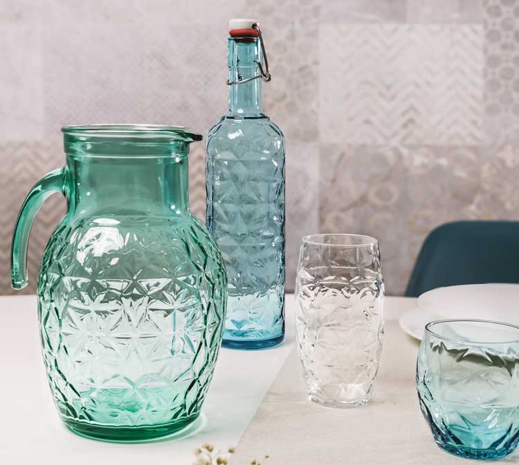 Más allá del agua, botellas que conquistan e ideas para usarlas Tienda online frascos tarros de cristal