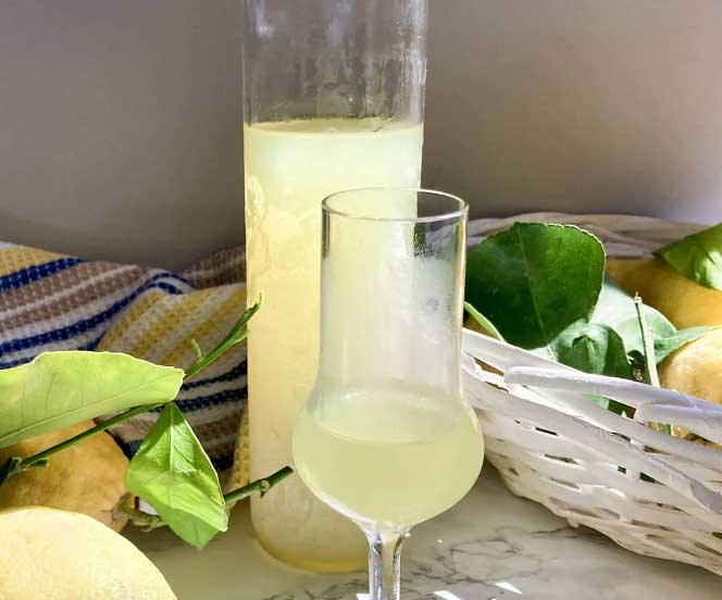 El arte de elaborar limoncello casero